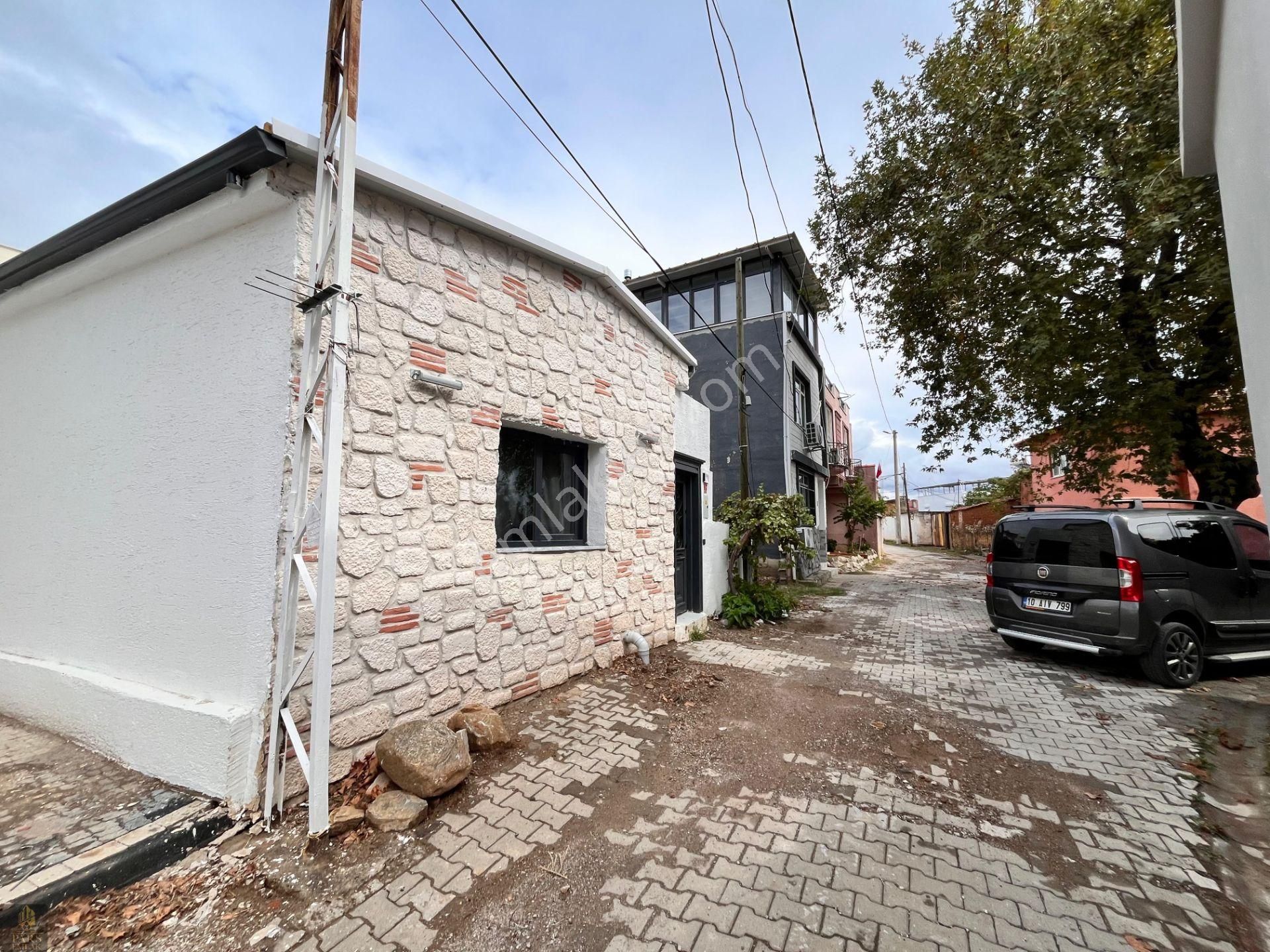 Parstan Kızılkeçilide Doğayla İç İçe Modern 1+1 Müstakil Ev - Görsel 32