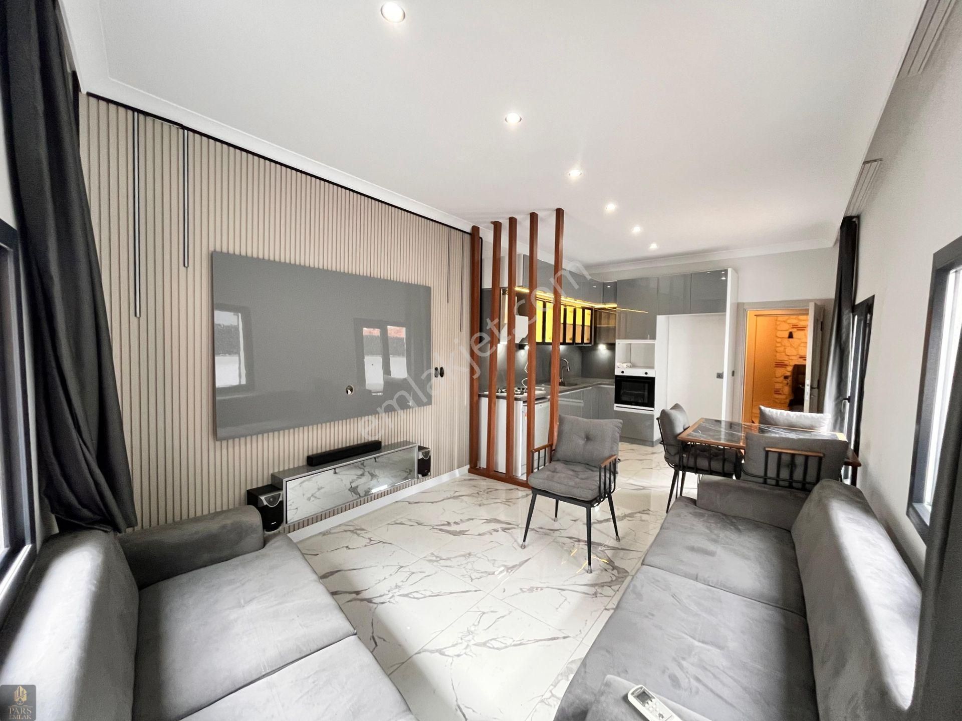 Parstan Kızılkeçilide Doğayla İç İçe Modern 1+1 Müstakil Ev - Görsel 24