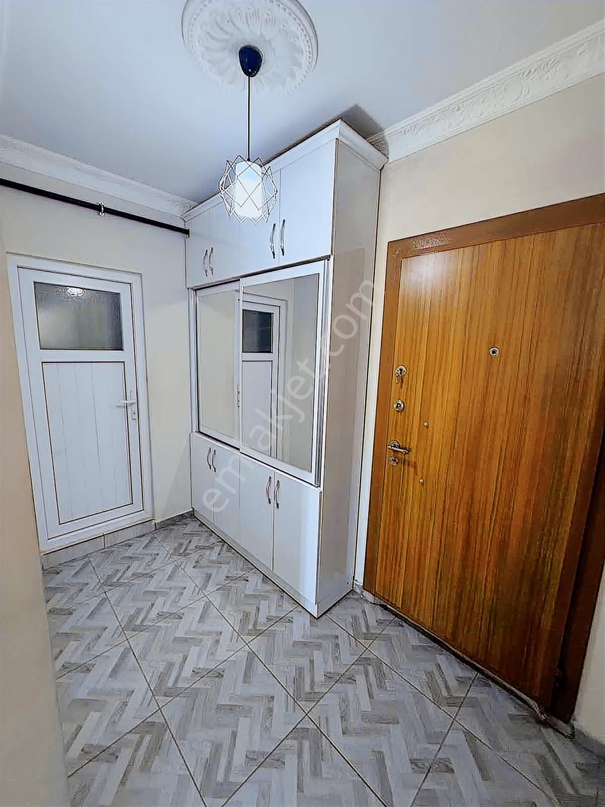 Kılıç Group Tan Satılık Bahçelievler Ana Yol 4+1 Ara Kat Daire - Görsel 9