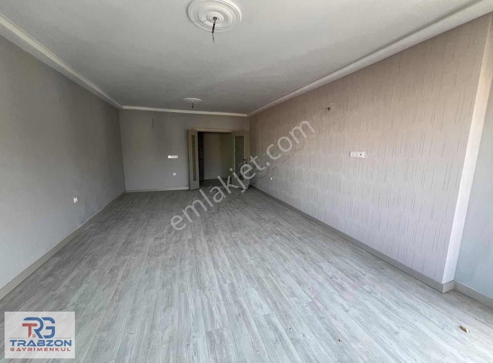 Trabzon Gayrimenkulden Kaşüstünde Satılık 3+1 Daire - Görsel 18