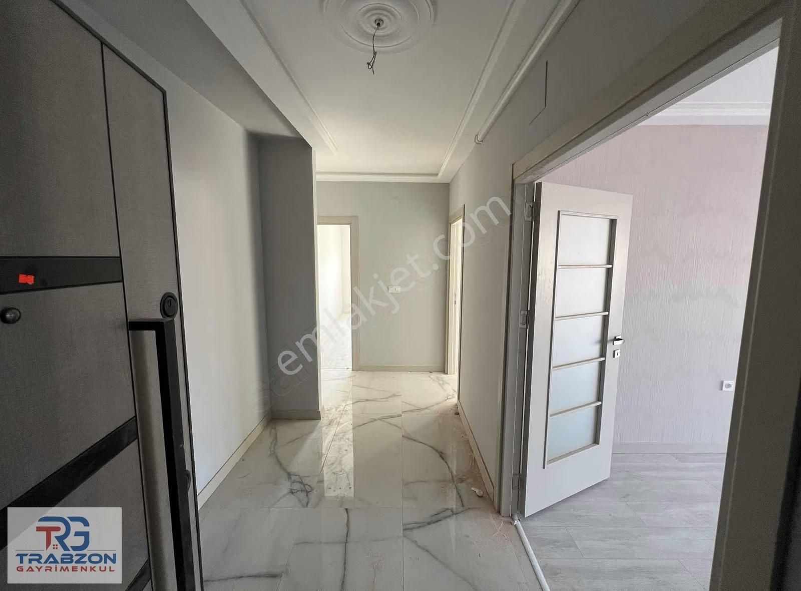 Trabzon Gayrimenkulden Kaşüstünde Satılık 3+1 Daire - Görsel 20