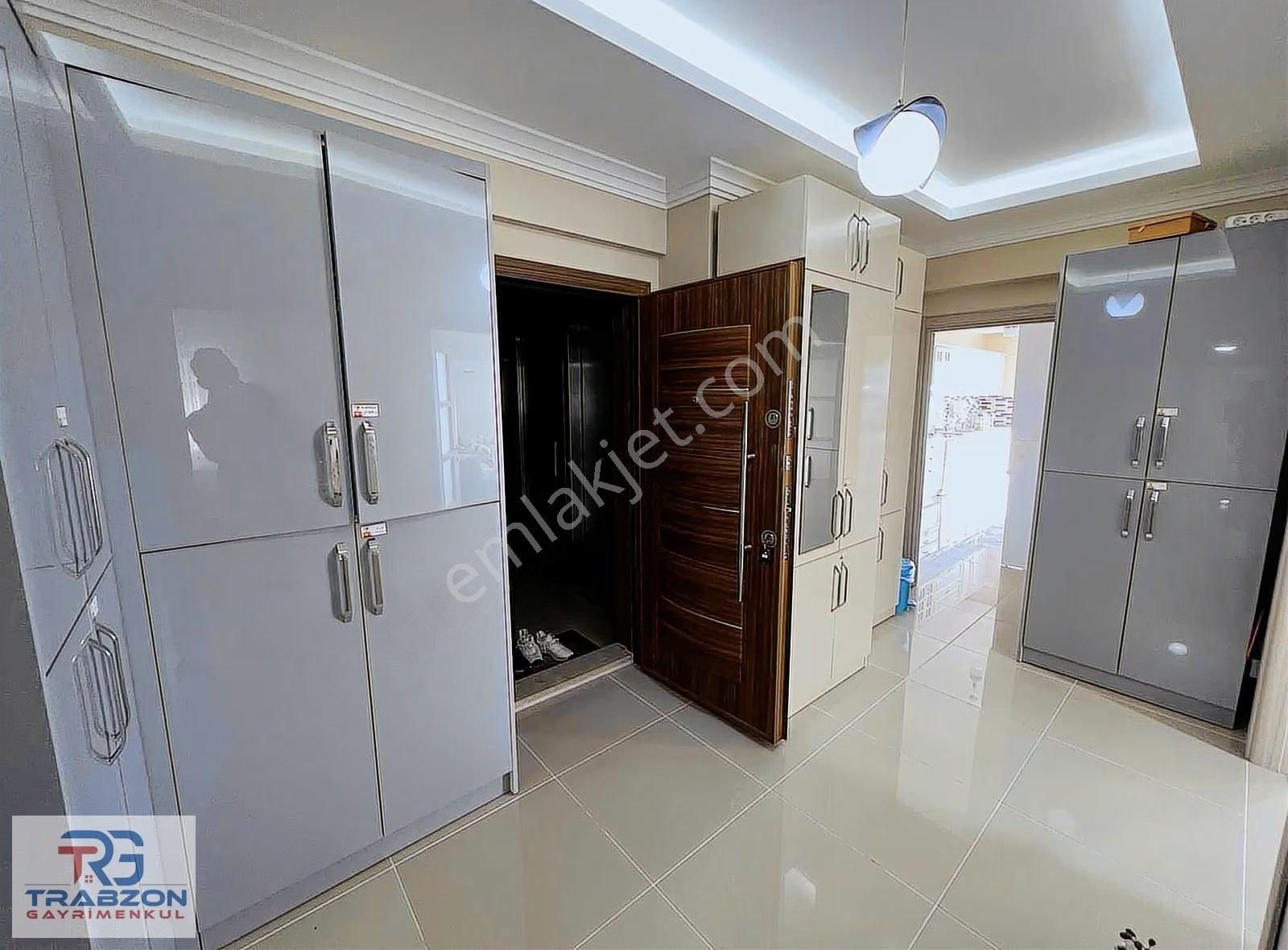 Trabzon Gayrimenkulden Yalıncakta Satılık 4+1 Eşyalı Daire - Görsel 4