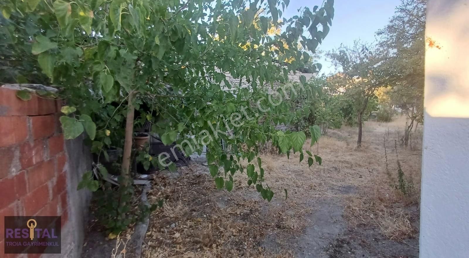 Çanakkale Merkez Dümrek Köyünde 380m2 Arsa Icınde 3+1 Satılık Ev - Görsel 12
