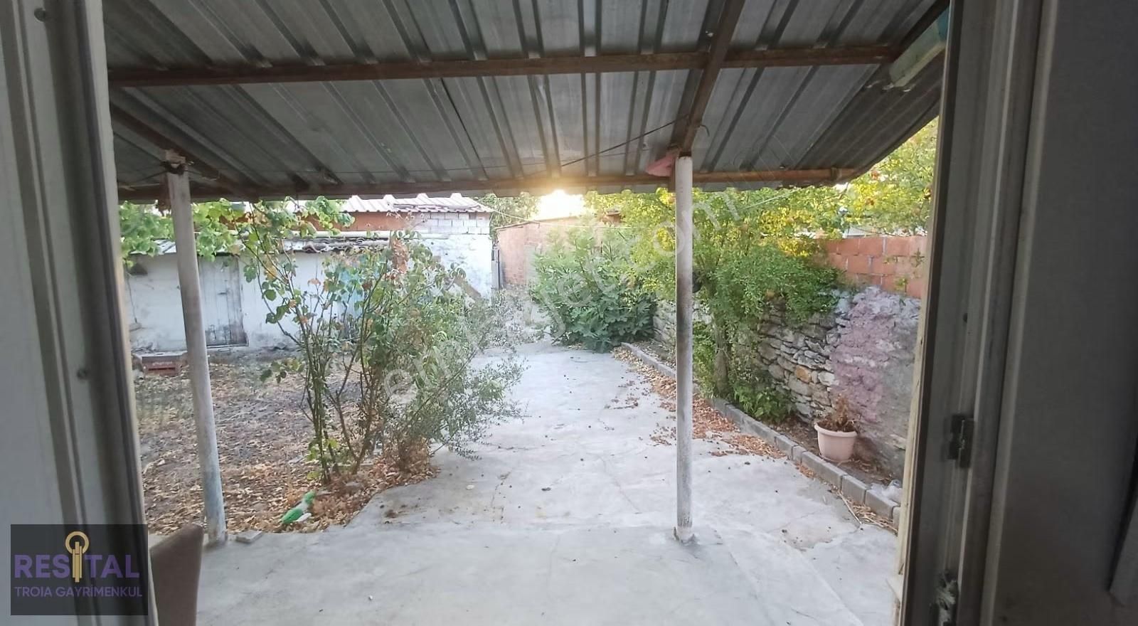 Çanakkale Merkez Dümrek Köyünde 380m2 Arsa Icınde 3+1 Satılık Ev - Görsel 3
