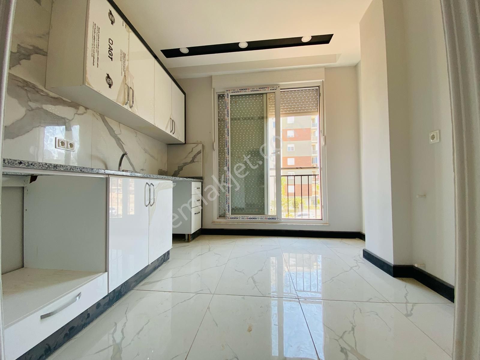 Fevzi Çakmak Mahallesinde 2+1 Satılık Daire - Görsel 4