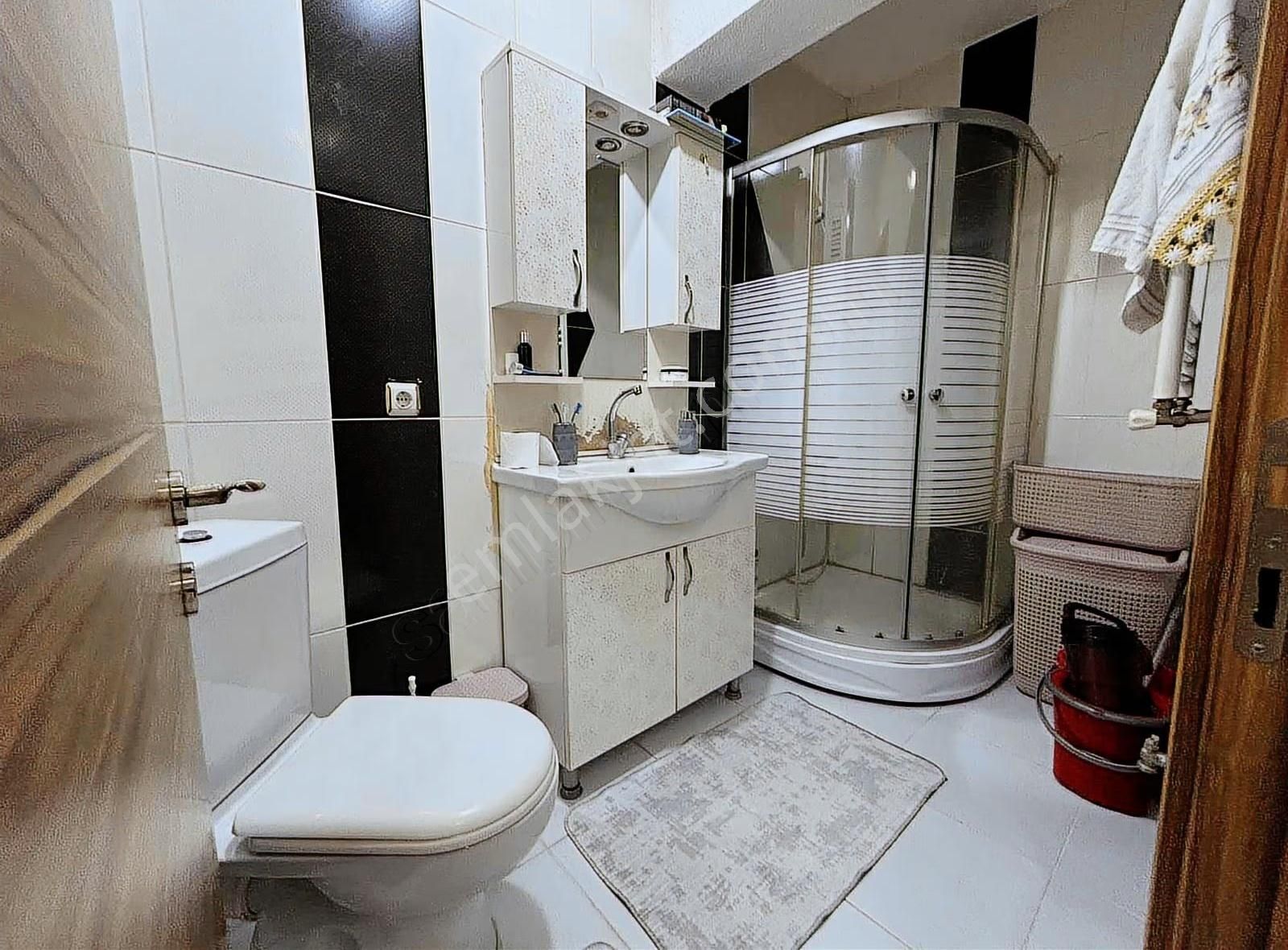 Kat Mülkiyet Tapulu İskanlı 1+1 Satılık Daire - Görsel 11