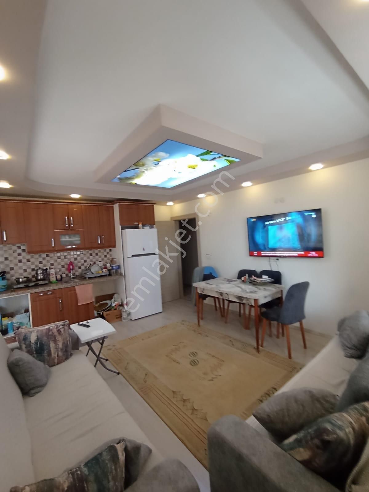 Öz Elit Emlak'tan Dikili'de Acil Satılık 8 Yıllık 2+1 Daire 3.750.000 Tl. - Görsel 3