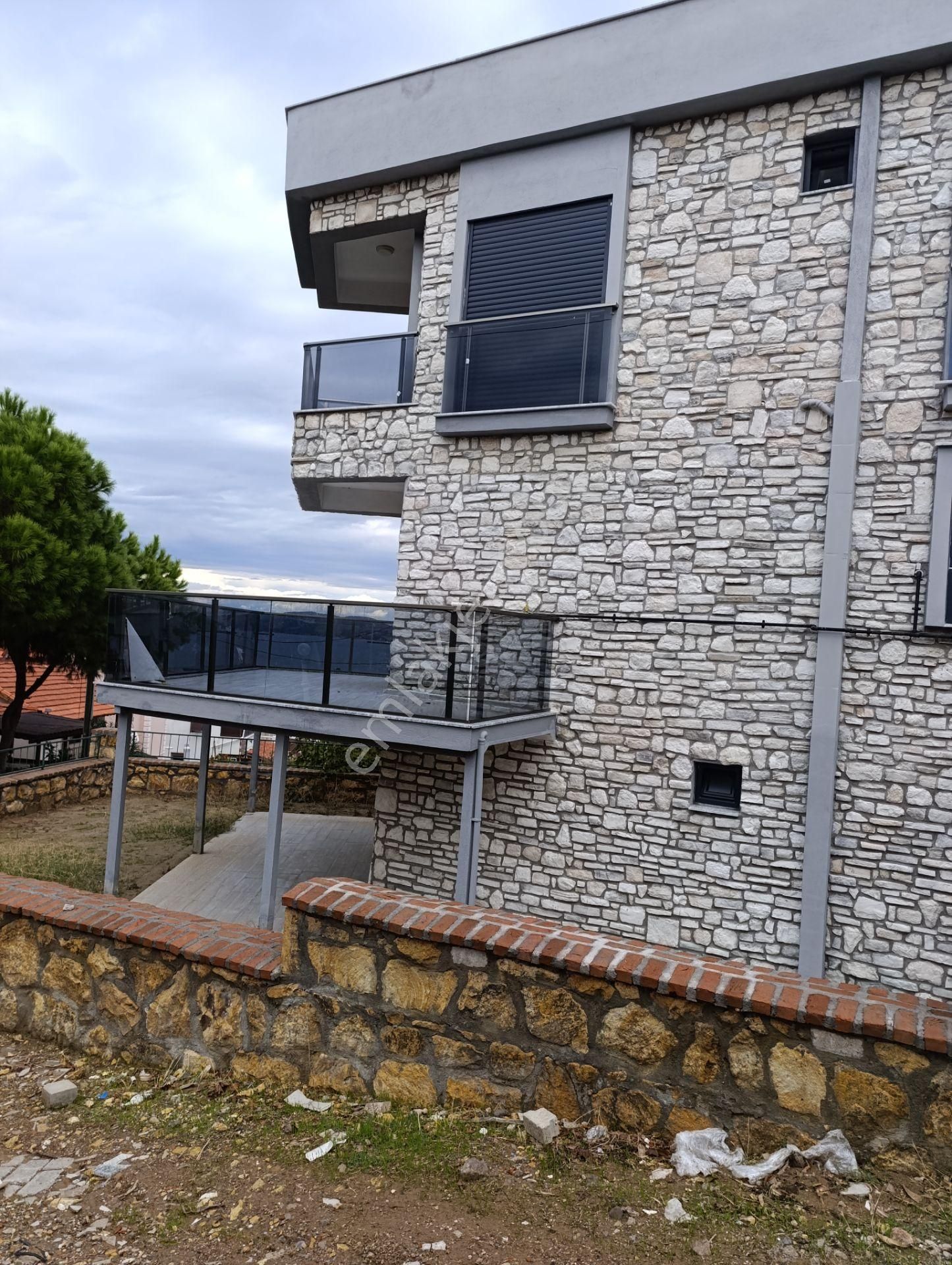 Rose Emlak'tan Satılık Tripleks Villa - Görsel 2