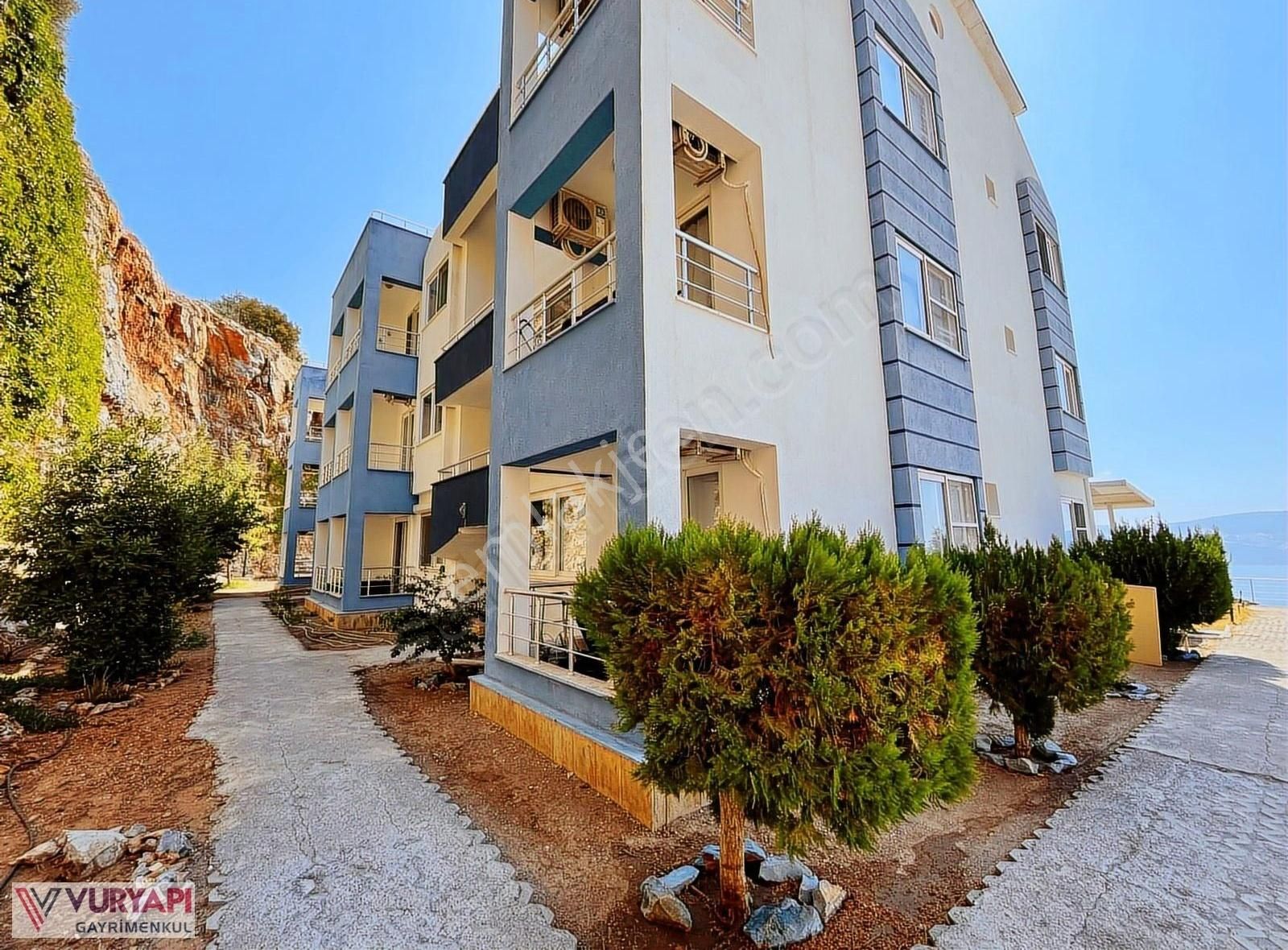 Akbük'de Deniz Saplı Ada Manzaralı Havuzlu 120 M2 2+1 Dublexs - Görsel 2