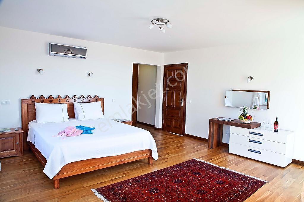 Antalya Kaş’ta 4+1 Villa Ve 1 Adet 2+1, 2 Adet 1+1 Daire - Görsel 30