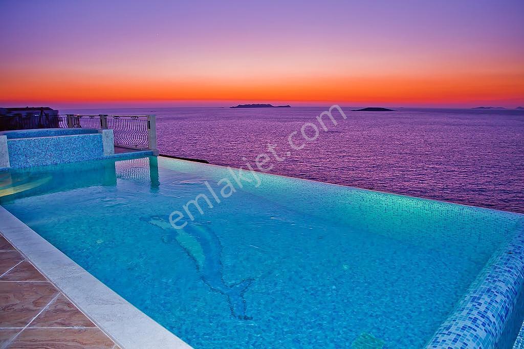 Antalya Kaş’ta 4+1 Villa Ve 1 Adet 2+1, 2 Adet 1+1 Daire - Görsel 7