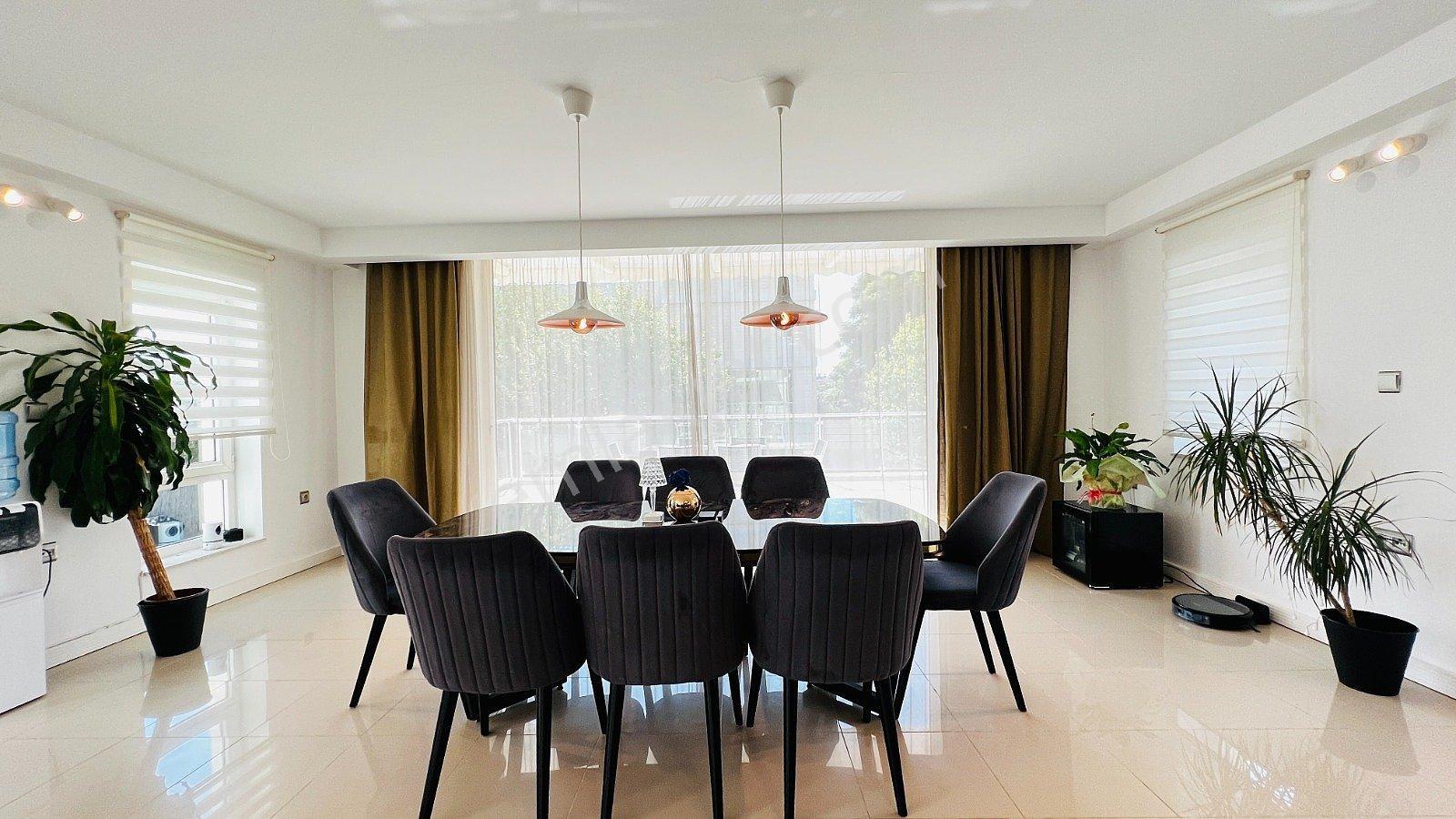 Antalya Kemer'de Havuzlu Satılık Lüks Villa - Görsel 12