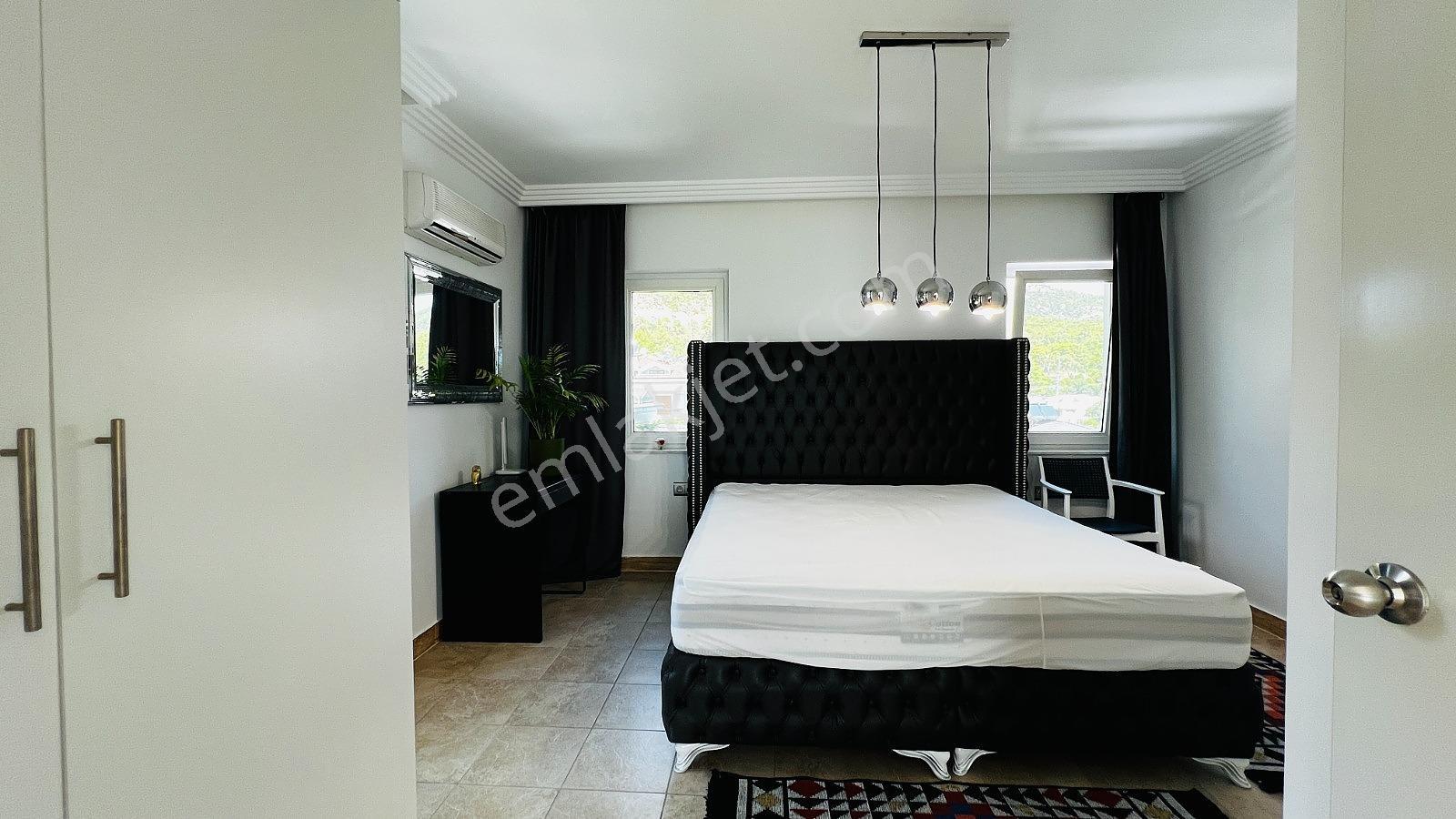 Antalya Kemer'de Havuzlu Satılık Lüks Villa - Görsel 25