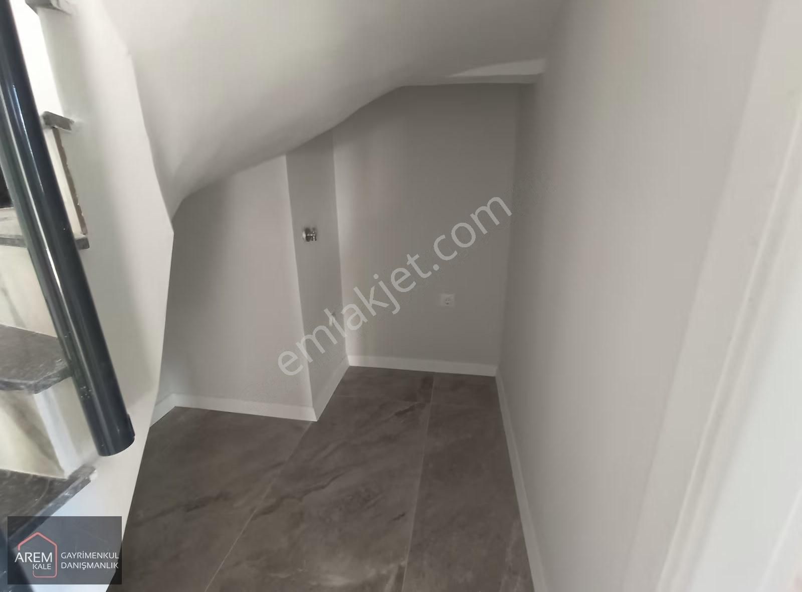 Çanakkale Merkez Cevatpaşa'da Full Deniz Manzaralı Dublex Daire - Görsel 4