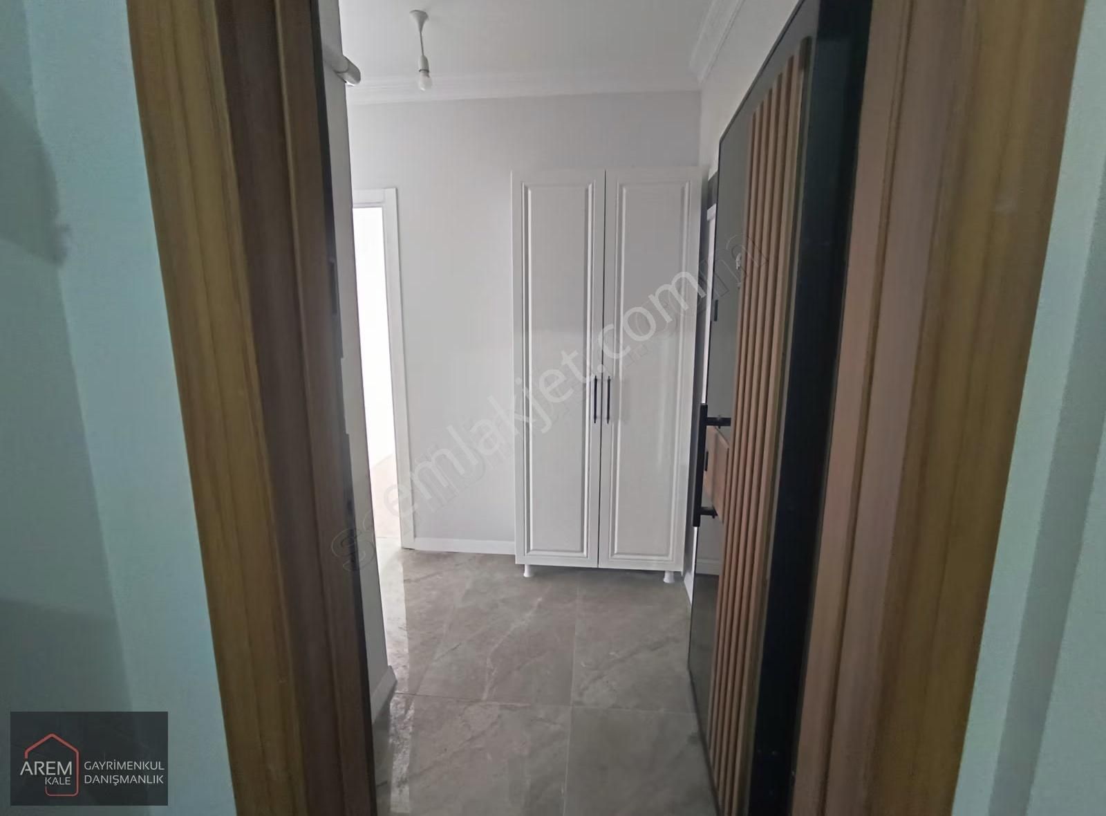 Çanakkale Merkez Cevatpaşa'da Full Deniz Manzaralı Dublex Daire - Görsel 17