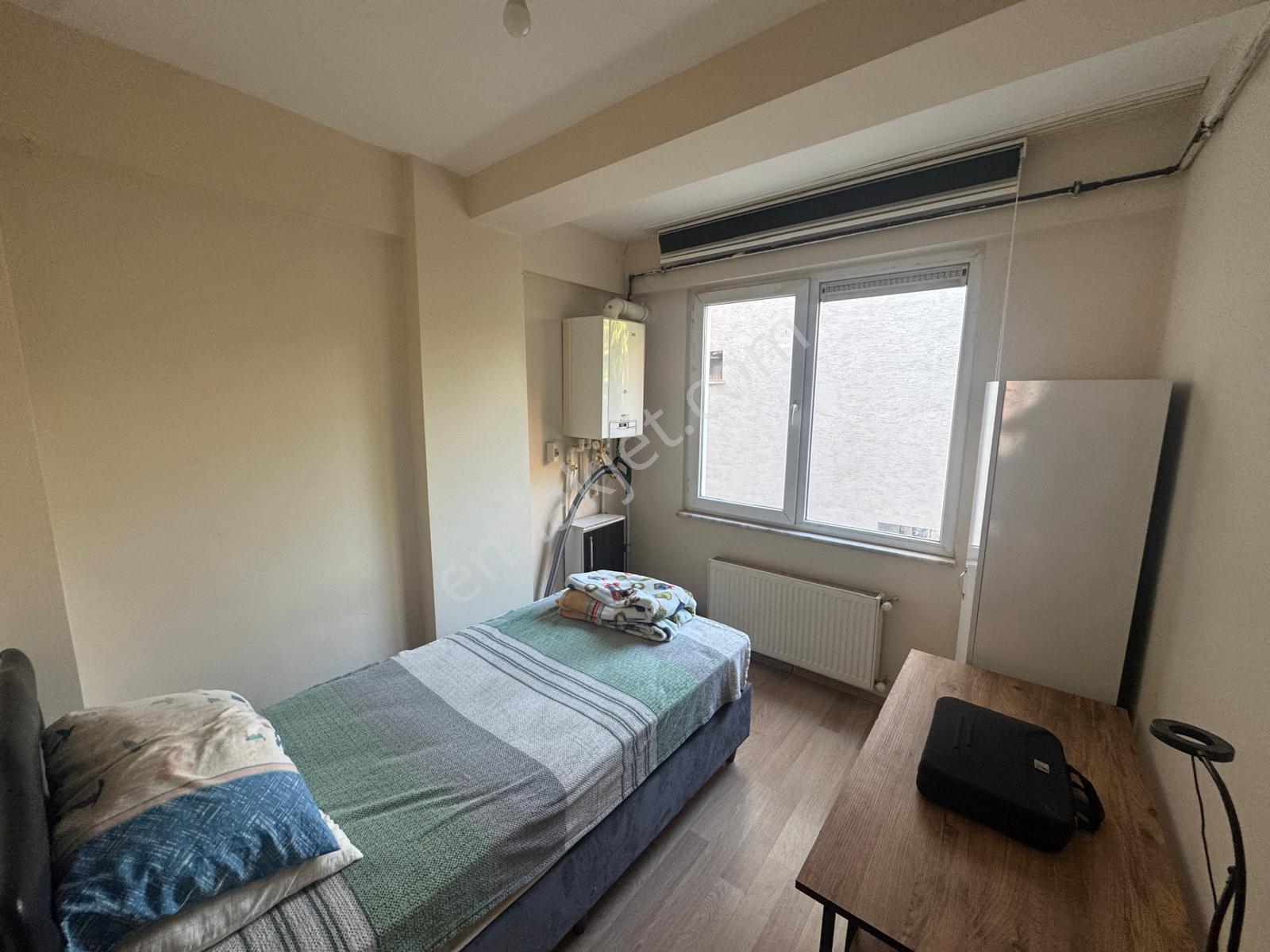 Anadolu Üniversitesi Eczacılık Fakültesi Yakını Ful Eşyalı Kombili 1+1 Temiz Daire - Görsel 8
