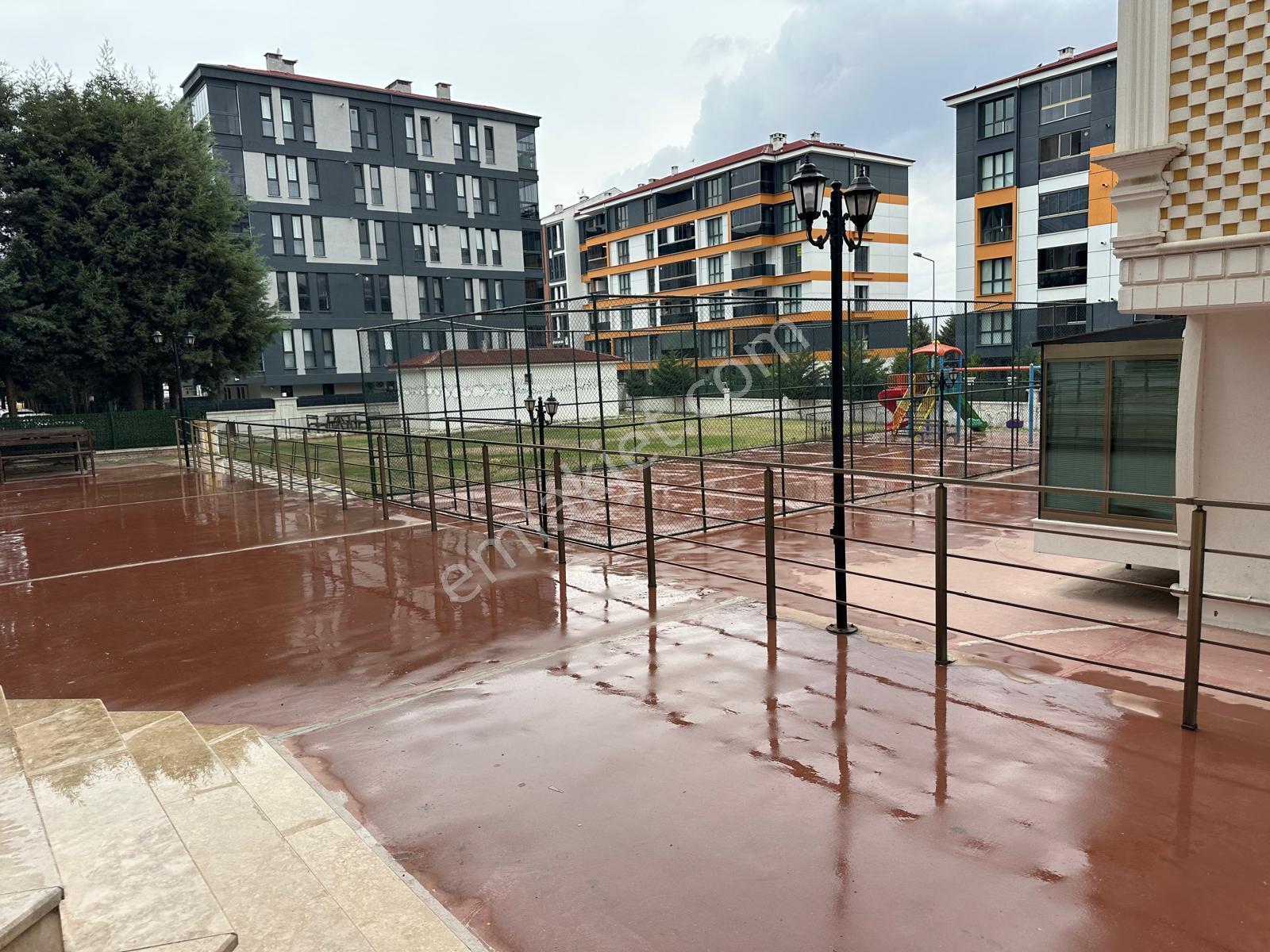 Hürriyette Lüks Masrafsız 2+1 Krediye Uygun Satılık Daire - Görsel 23