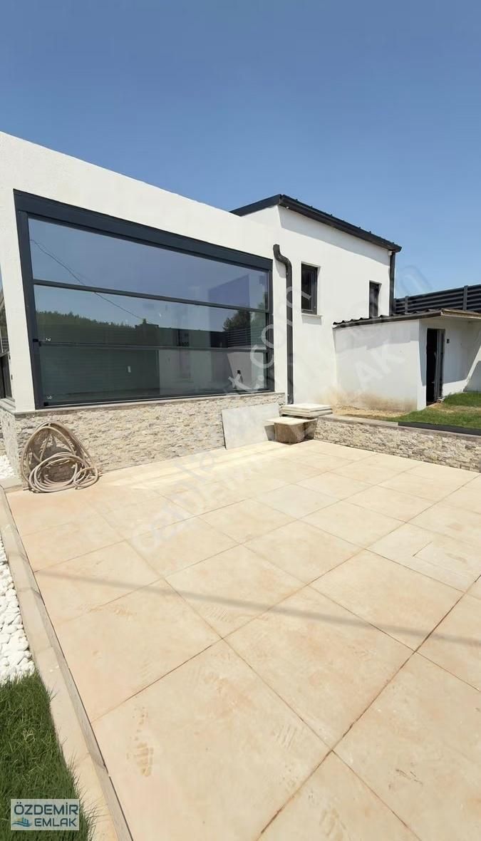 Özdemir Emlaktan Bahçecikte Satılık 2+1 Özel Havuzlu Evli Bahçe - Görsel 18