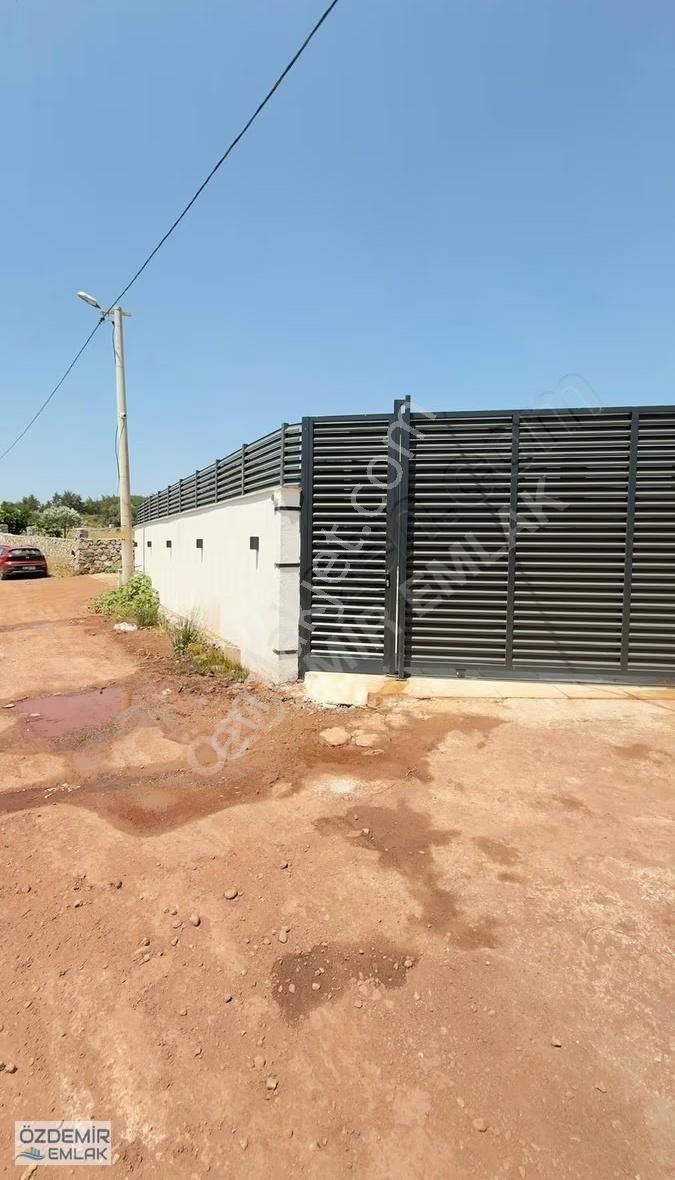 Özdemir Emlaktan Bahçecikte Satılık 2+1 Özel Havuzlu Evli Bahçe - Görsel 9