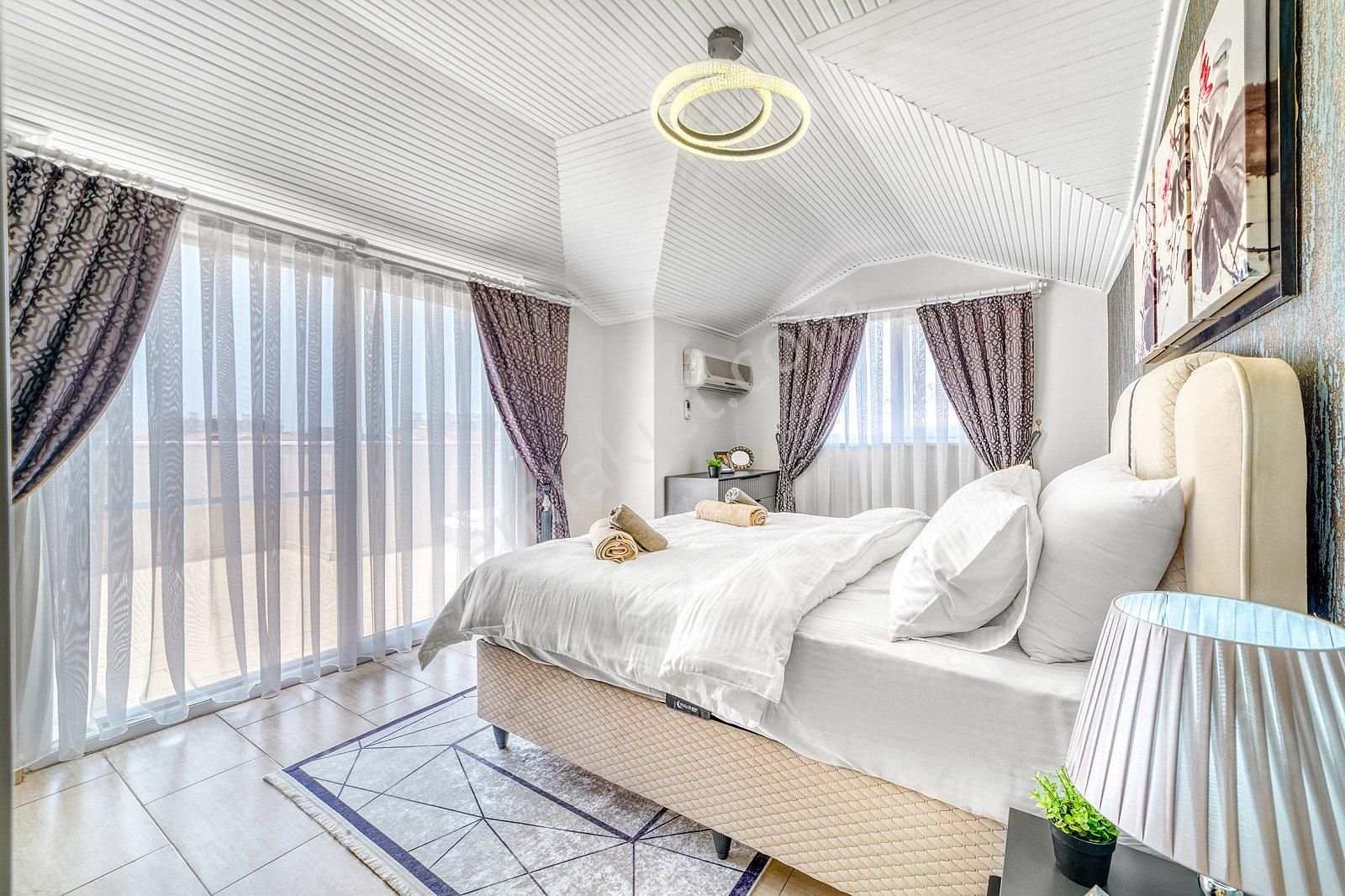 Alanya Obagöl’de Denize Yürüme Mesafesinde Sitede Eşyalı Daire