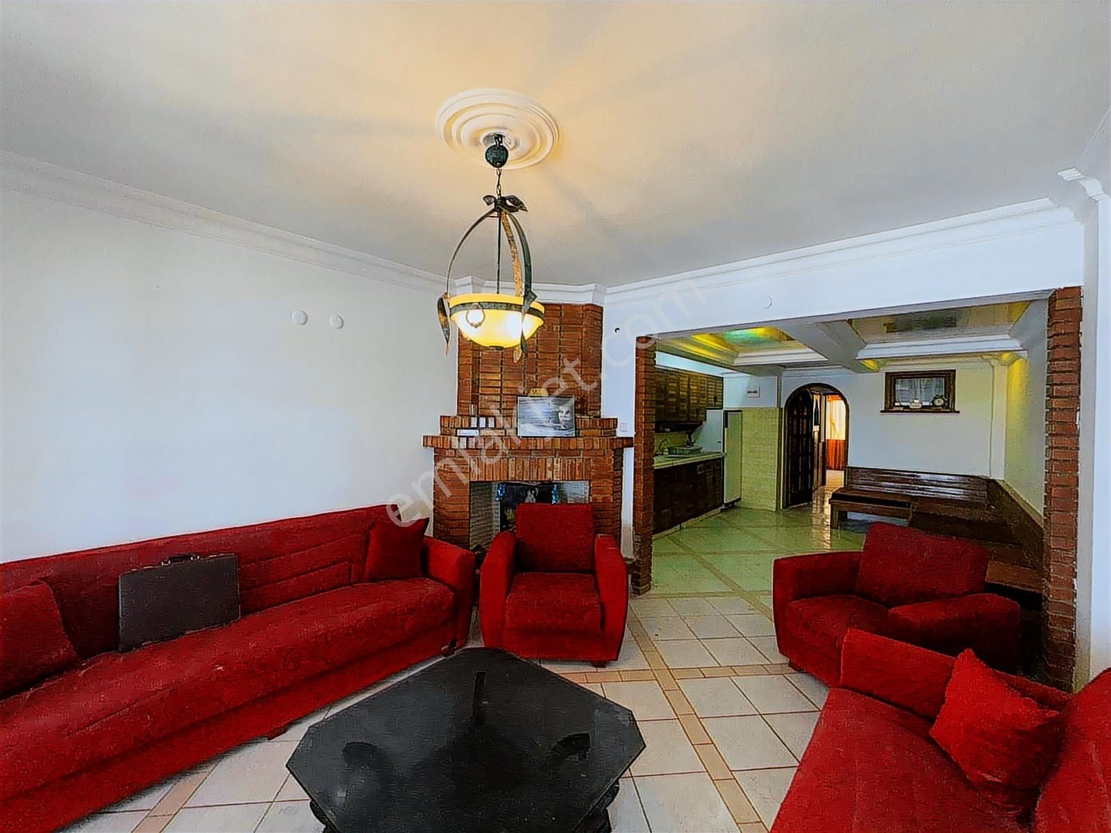 Barbaros Mahallesinde Denize Sıfır Yalı Tadında Şömineli 1+1 Dai - Görsel 10