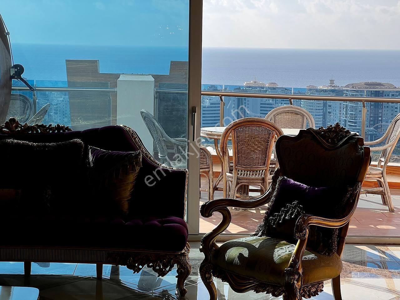 Alanya'da Otel Konseptinde Tasarlanmış Sitede Satılık Daire - Görsel 29
