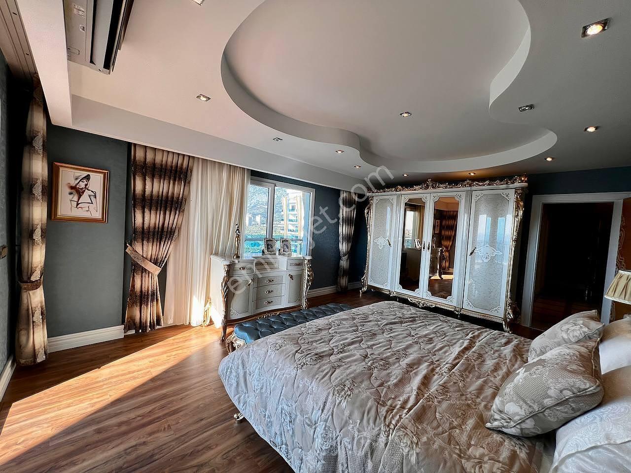 Alanya'da Otel Konseptinde Tasarlanmış Sitede Satılık Daire - Görsel 26