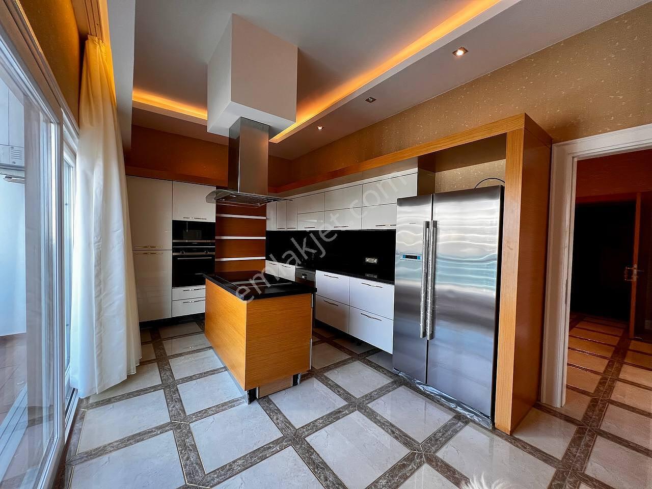Alanya'da Otel Konseptinde Tasarlanmış Sitede Satılık Daire - Görsel 18