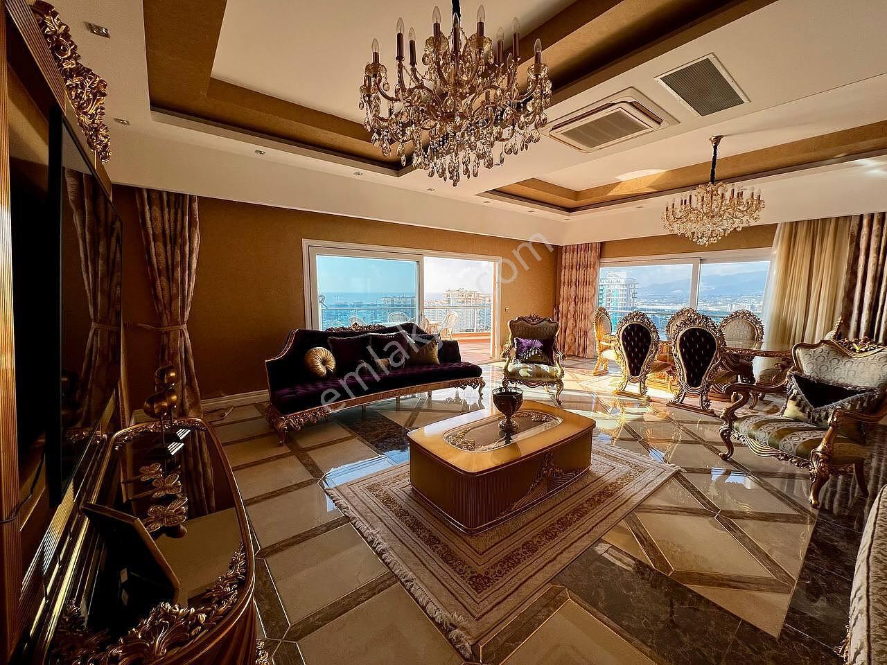 Alanya'da Otel Konseptinde Tasarlanmış Sitede Satılık Daire - Görsel 17