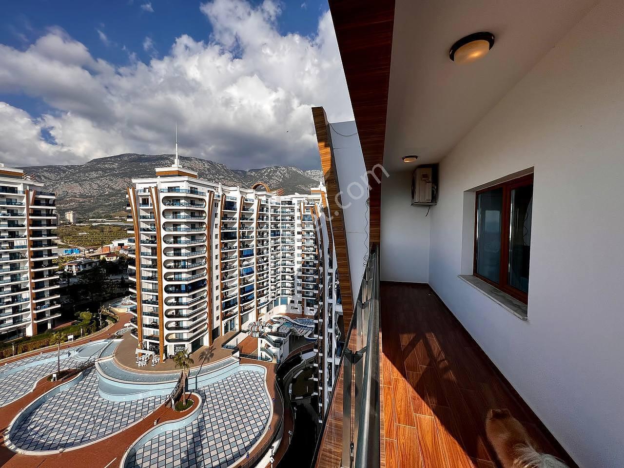 Alanya'da Otel Konseptinde Tasarlanmış Sitede Satılık Daire - Görsel 19