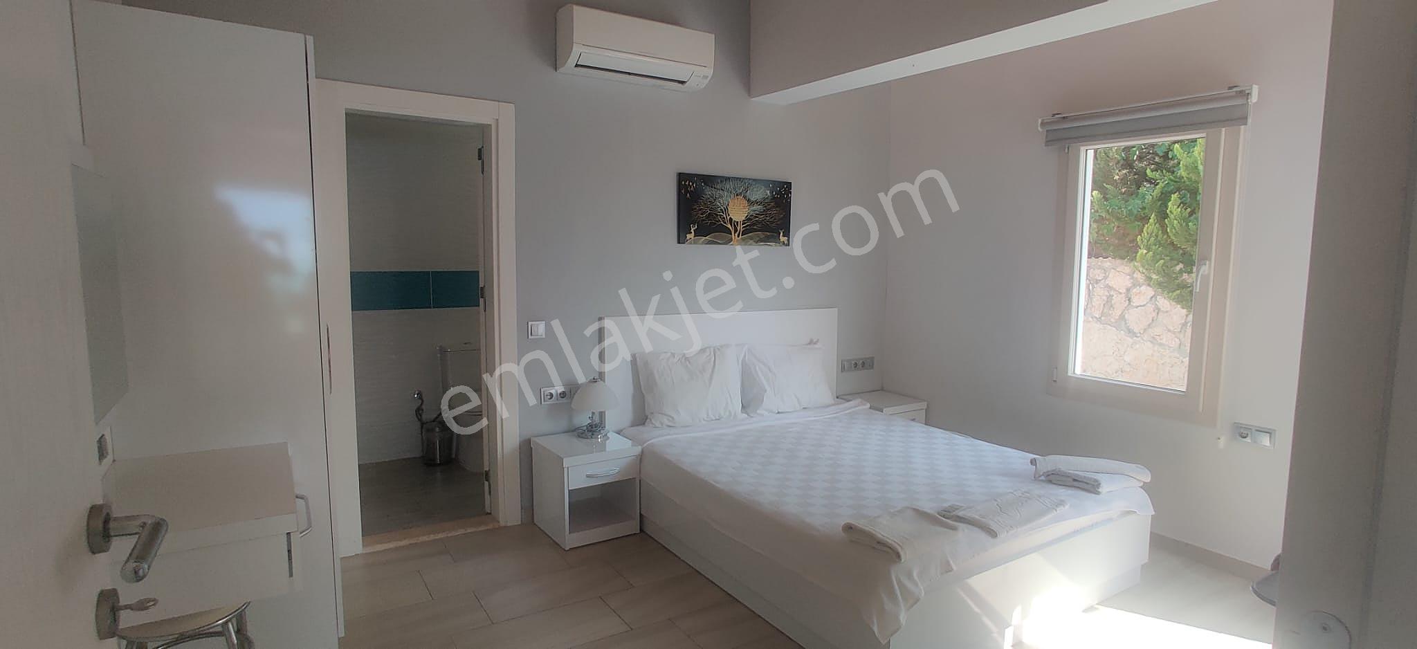 Antalya Kaş Yarımadası'nda Yatırıma Uygun 2+1 Eşyalı Villalar - Görsel 21