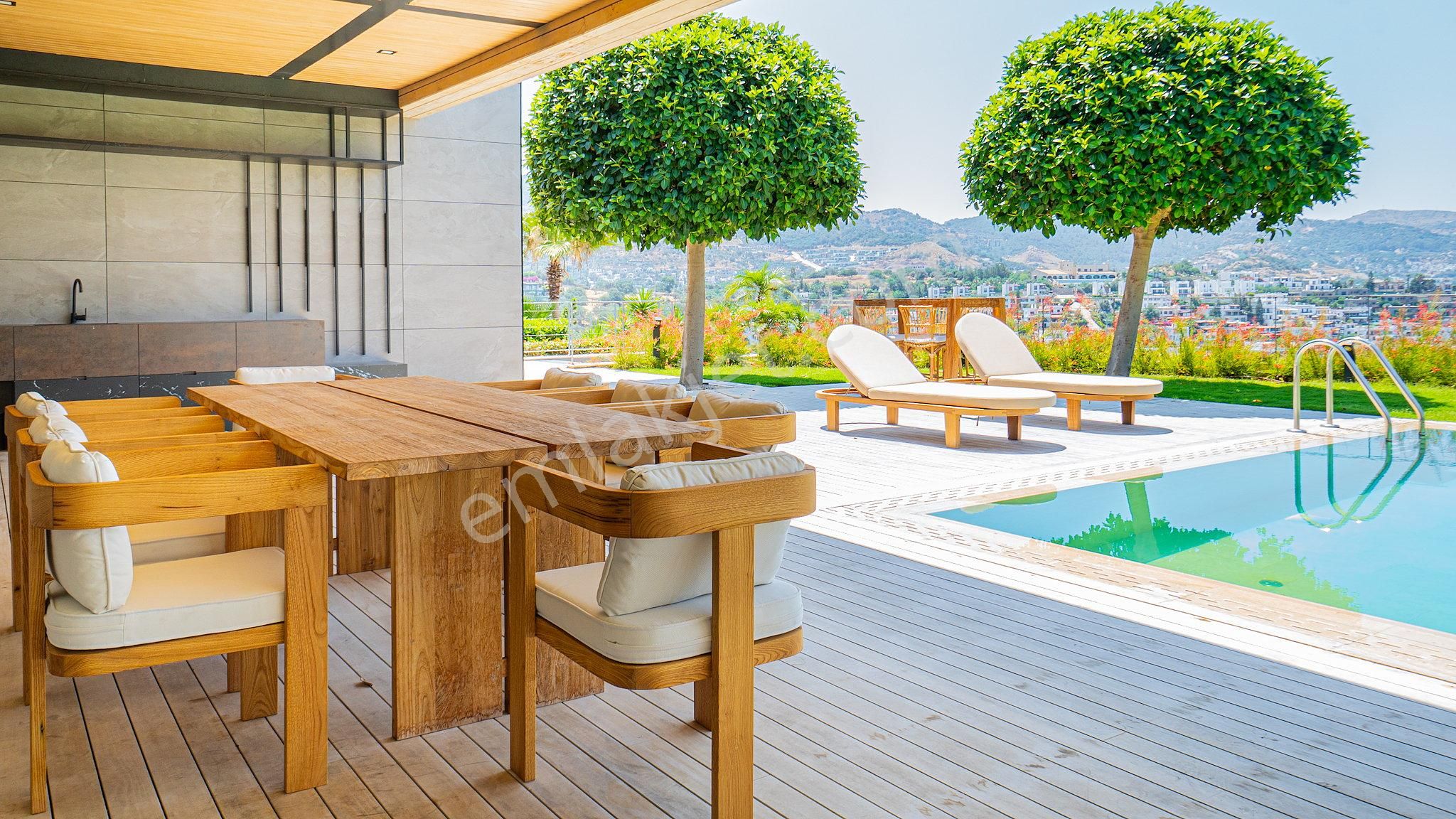 Yalıkavak’ta Özel Plajlı Sitede Eşsiz Deniz Manzaralı Malikane - Görsel 11