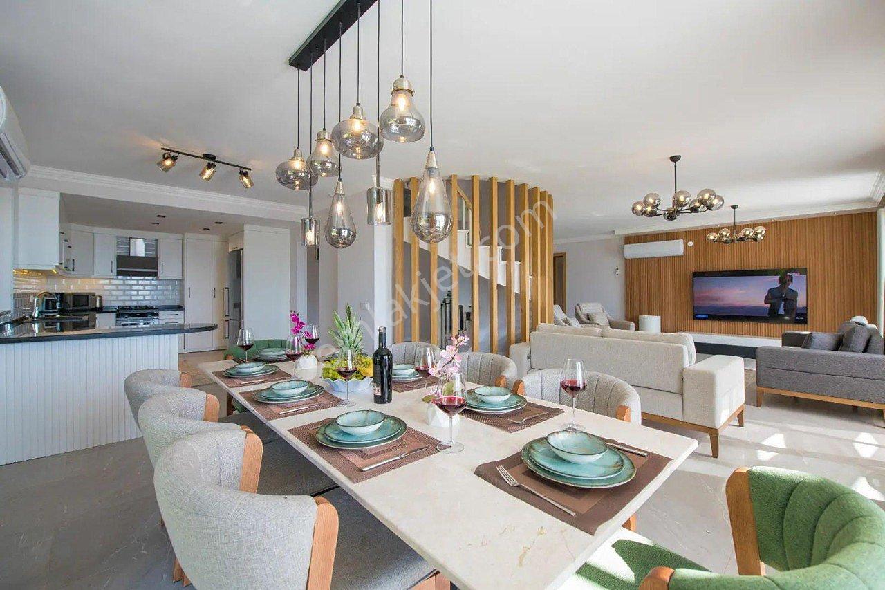 Kaş Kalkan’da Denize Sıfır Full Eşyalı Lüks Villa - Görsel 15