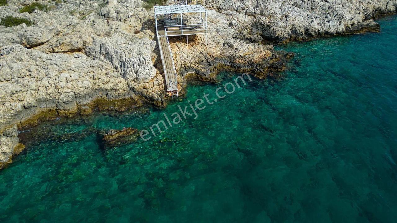 Kaş Kalkan’da Denize Sıfır Full Eşyalı Lüks Villa - Görsel 10