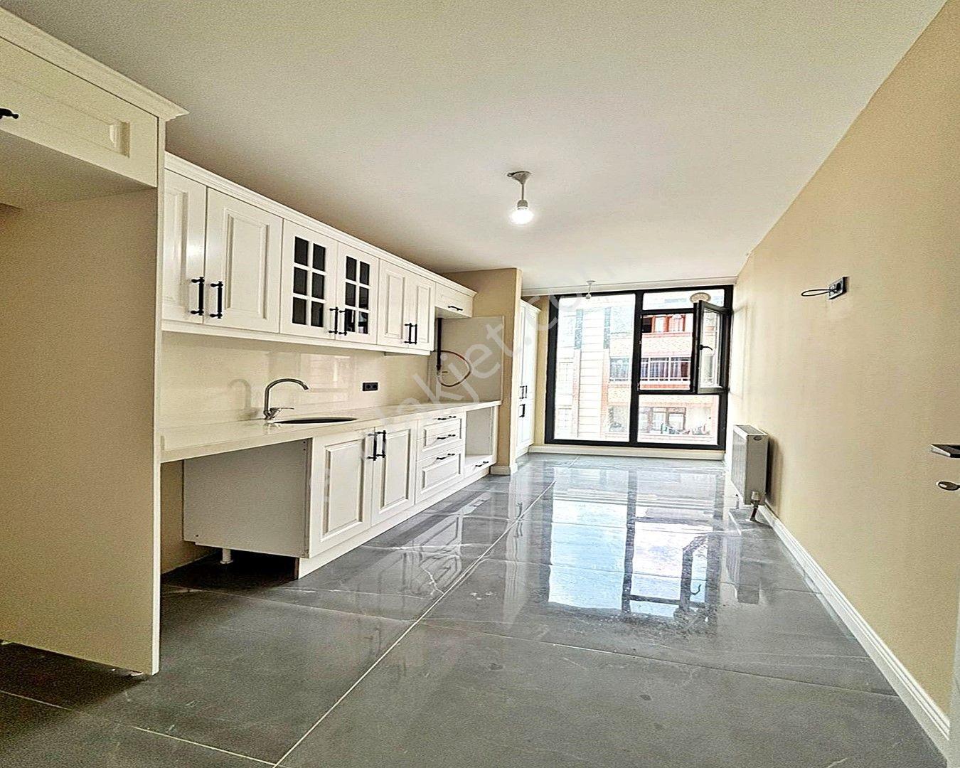 Lux Site İçerisinde Satılık 2+1 Arakat Daire - Görsel 3