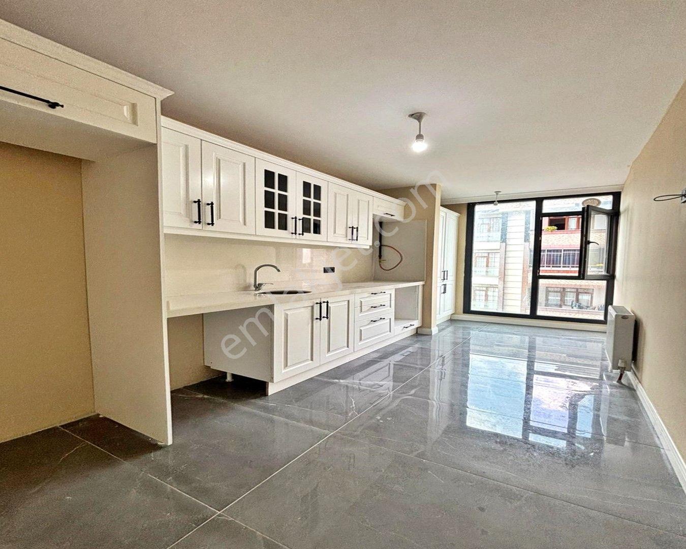 Lux Site İçerisinde Satılık 2+1 Arakat Daire