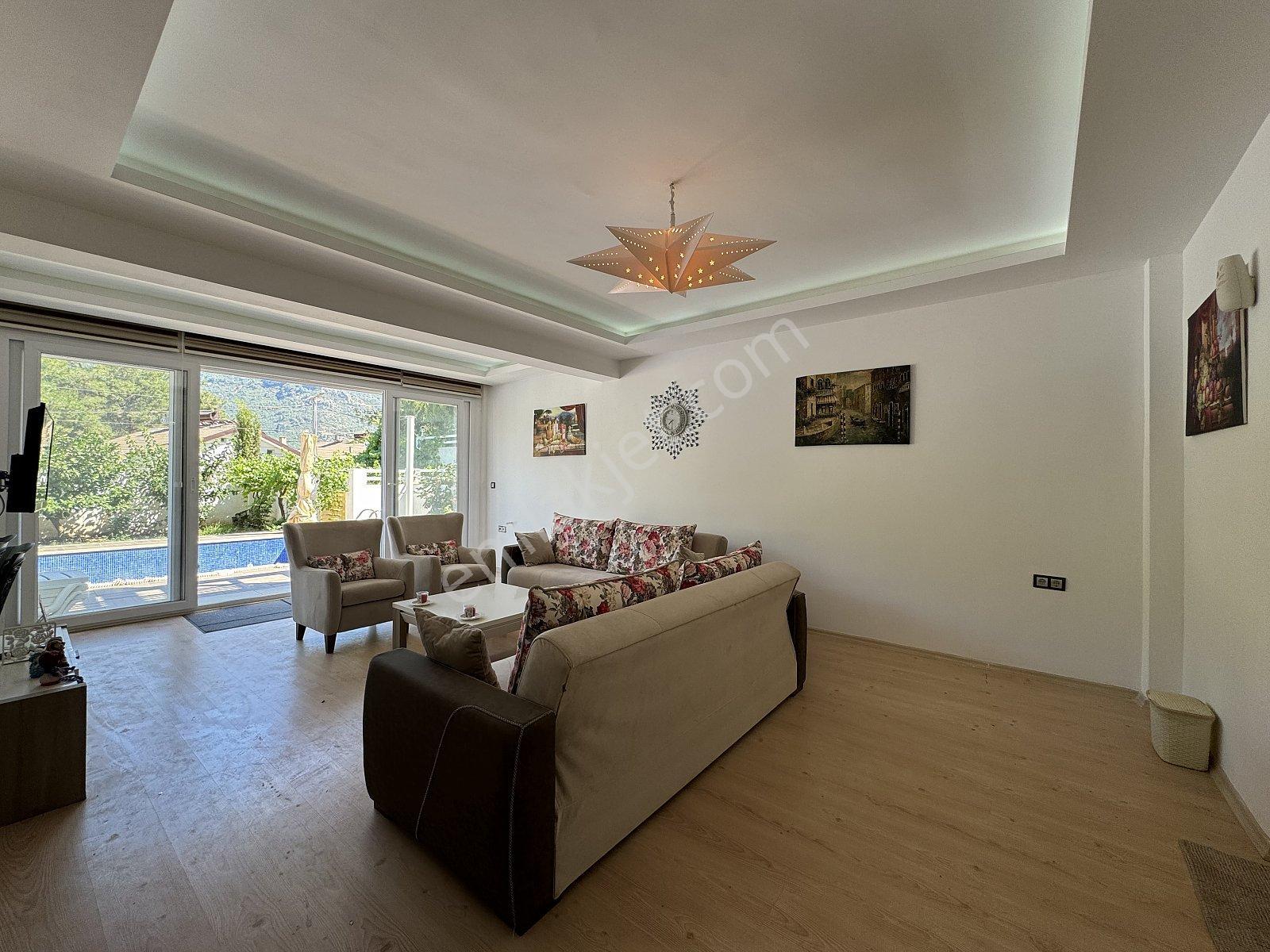 Fethiye Ölüdeniz’de Kısa Dönem Kiralamaya Uygun Özel Havuzlu Villa - Görsel 11