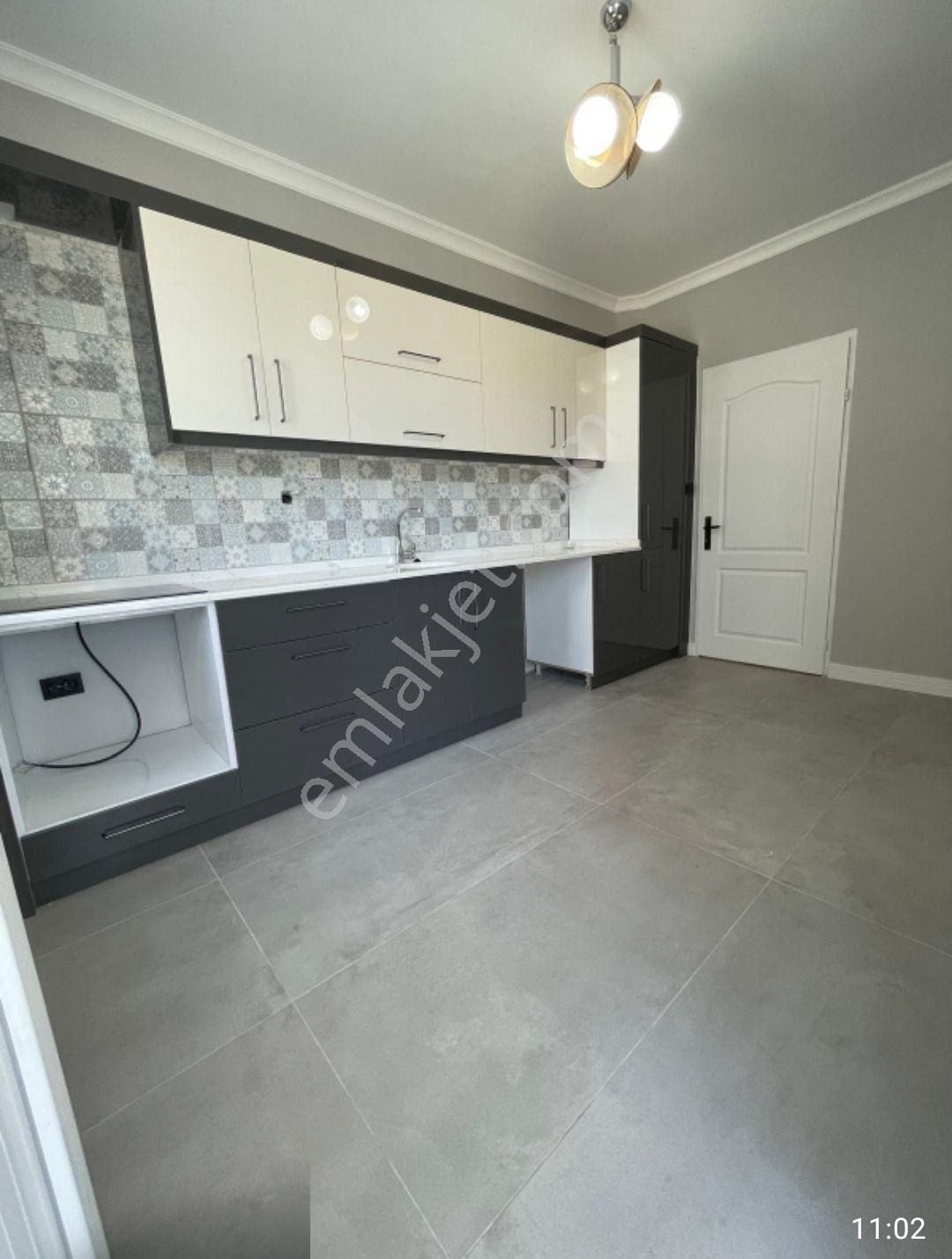 Ticaret Odasının Yanında İçi Sıfır Yapılı İş Yeri Olarak Kullanıma Müsait 3+1 Daire - Görsel 7