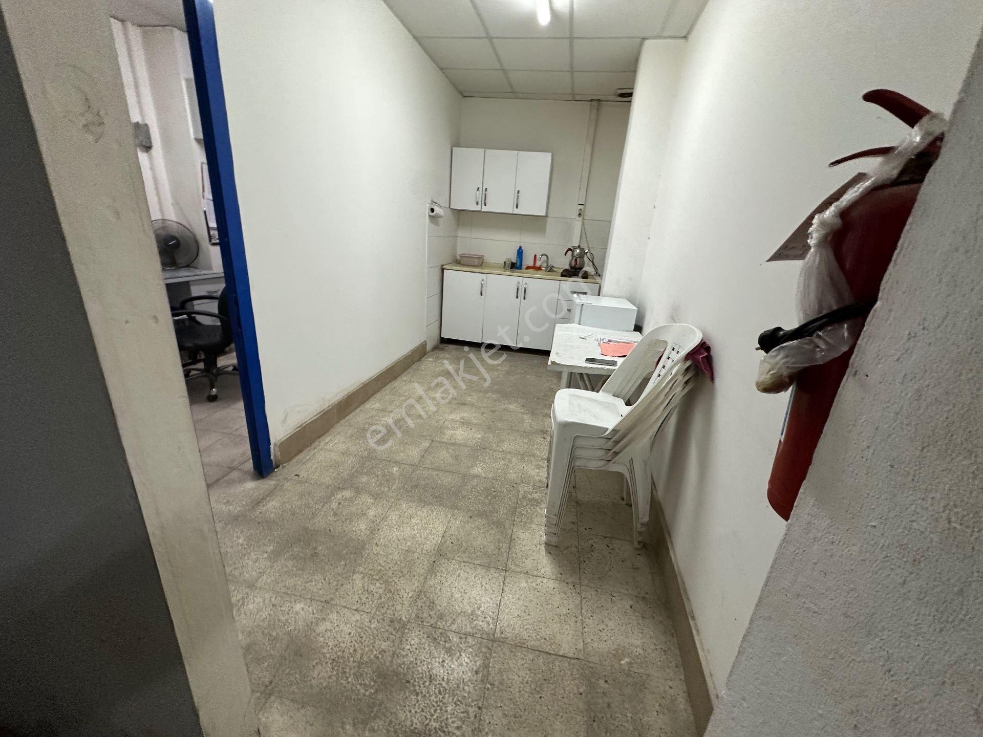 Nusaybin Lozan Caddesi Üzerinden 620 Metrekare Kiralık Depolu Dükkan - Görsel 21