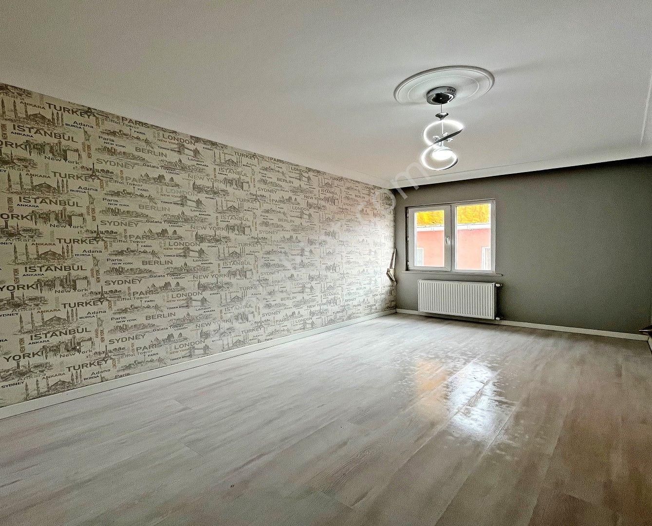 Bahçeşehir Lokasyonunda Satılık 2+1 Lüks Daire - Görsel 13