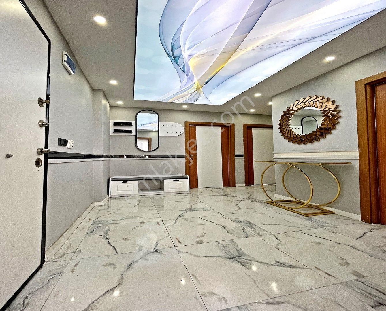 Bahçeşehir Lokasyonunda Satılık 2+1 Lüks Daire - Görsel 12