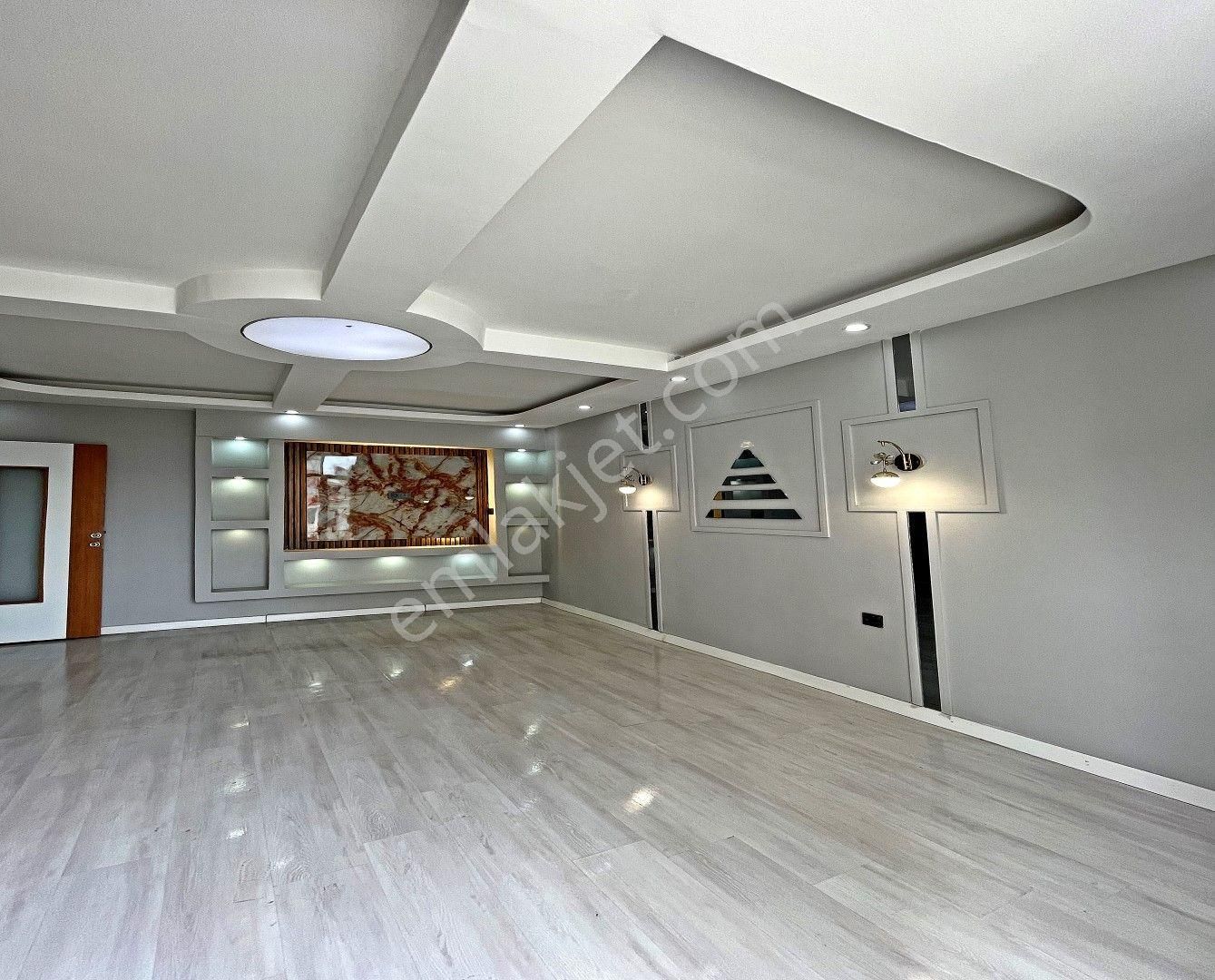 Bahçeşehir Lokasyonunda Satılık 2+1 Lüks Daire - Görsel 21