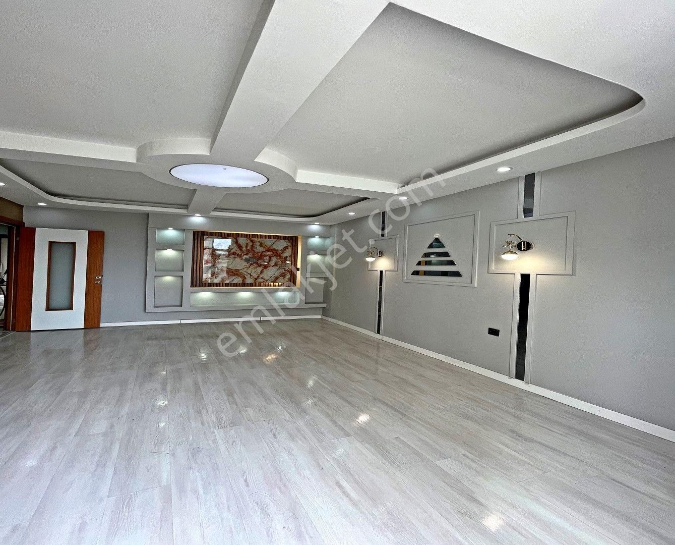 Bahçeşehir Lokasyonunda Satılık 2+1 Lüks Daire - Görsel 22