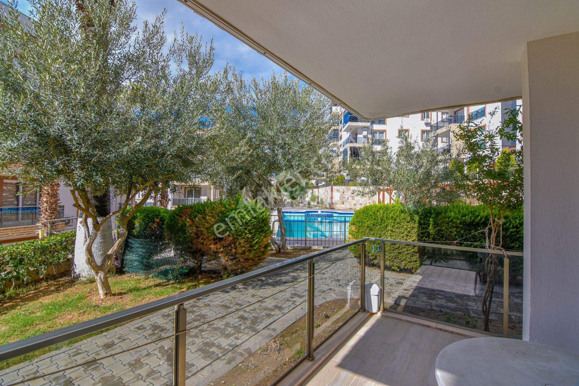 Kuşadası Değirmendere'de Kısmi Deniz Manzaralı Satılık 3+1 Daire - Görsel 9