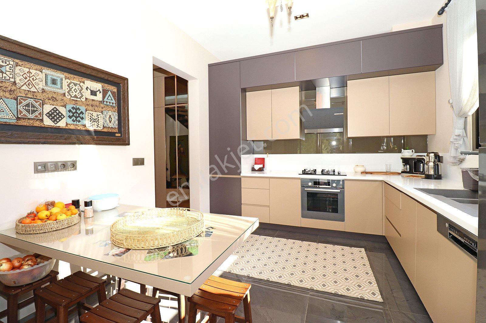 Döşemealtı Nebiler'de Doğayla İç İçe Eşyalı Müstakil Villa - Görsel 26