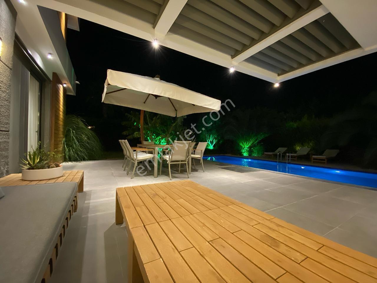 İzmir Çeşme'de Ilıca Plajı'na Yakın Müstakil Havuzlu Villa - Görsel 30