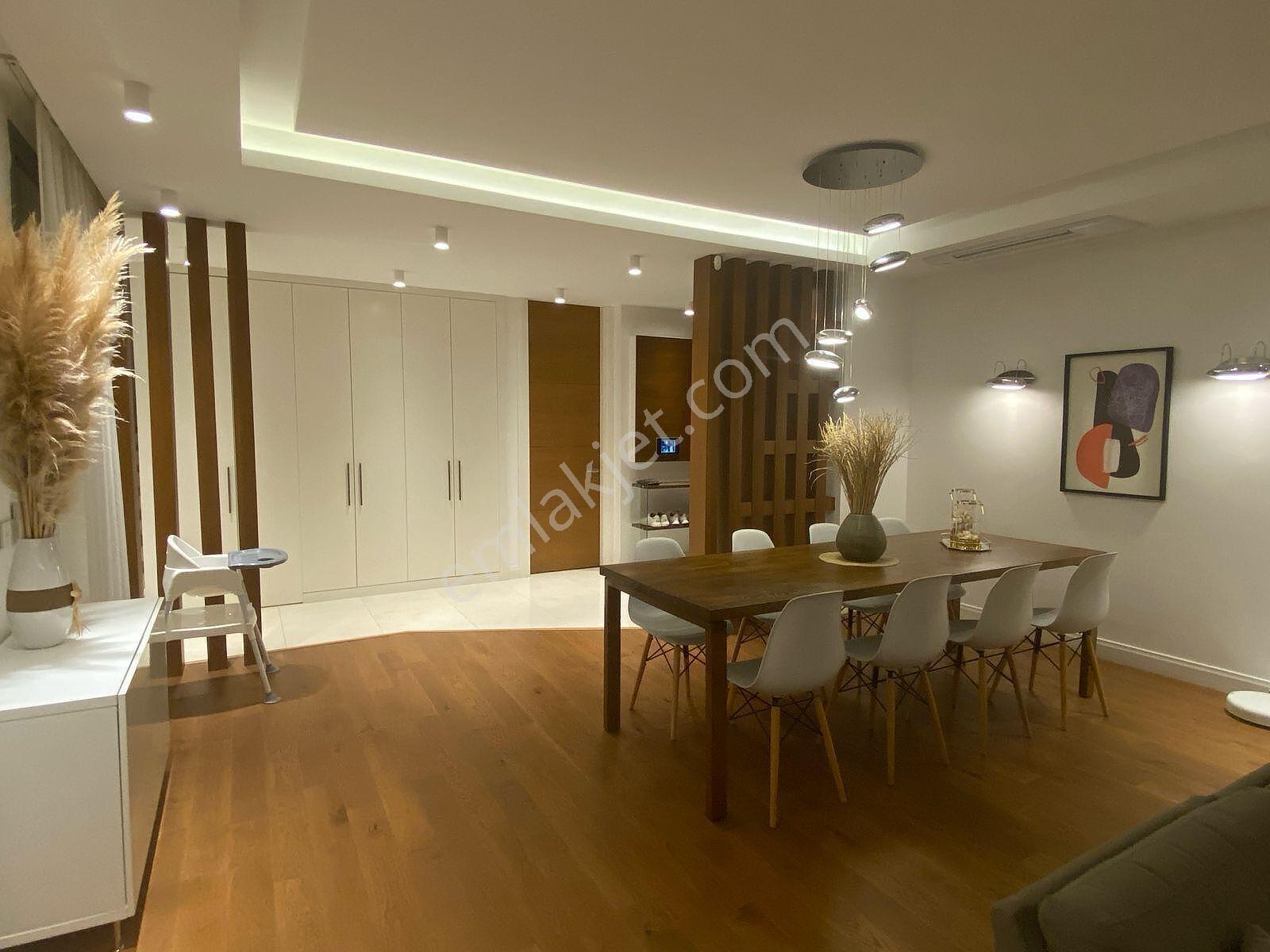 İzmir Çeşme'de Ilıca Plajı'na Yakın Müstakil Havuzlu Villa - Görsel 31