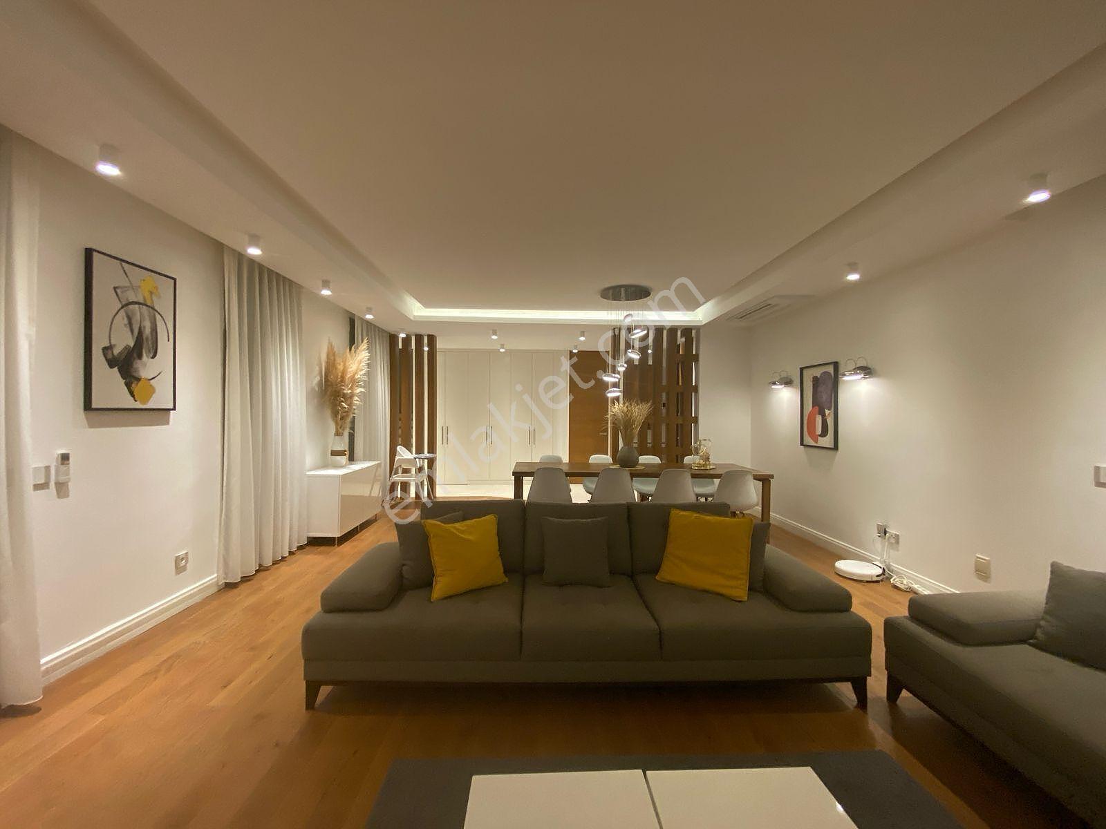 İzmir Çeşme'de Ilıca Plajı'na Yakın Müstakil Havuzlu Villa - Görsel 20