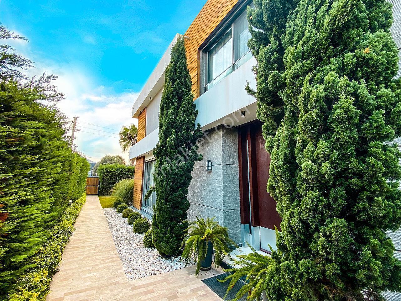 İzmir Çeşme'de Ilıca Plajı'na Yakın Müstakil Havuzlu Villa - Görsel 25