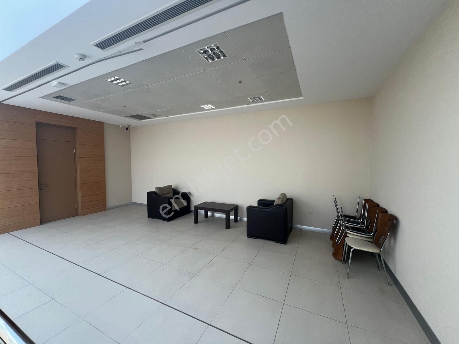 Bahçelievler Basıneksperss 'de Kiralık Prestijli Ofis Plaza Katı - Görsel 23